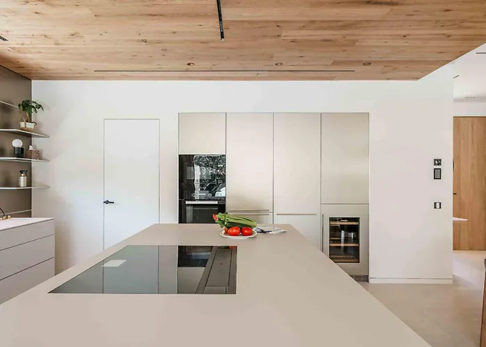 Gotmar Is A Modern *