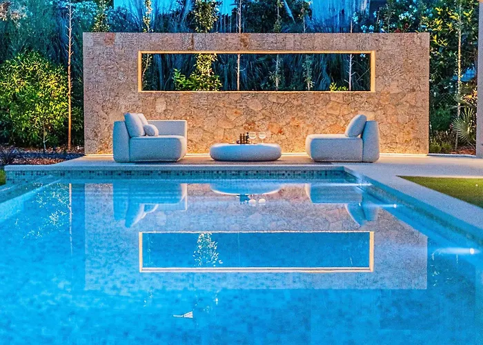 Willa Gotmar Is A Modern Pollensa