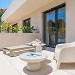 Gotmar Is A Modern Βίλα *