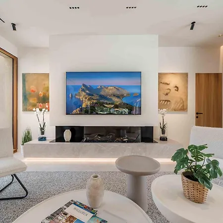 Gotmar Is A Modern Villa Pollença