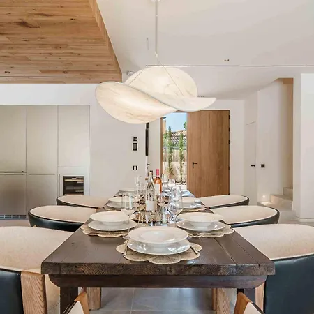 Gotmar Is A Modern Villa Pollença